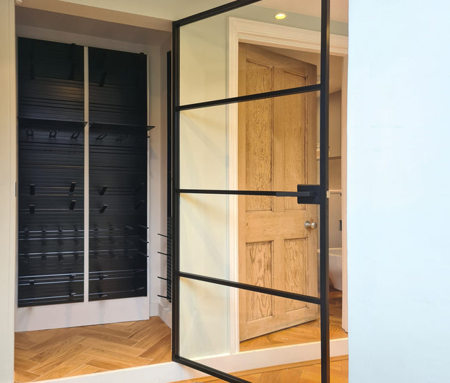 Fitting black alu hinged doors