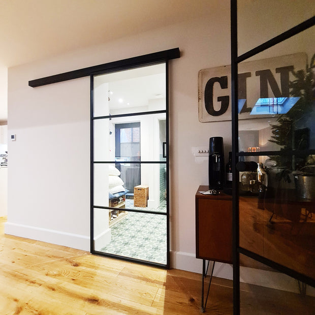 <h2>Sliding doors</h2>