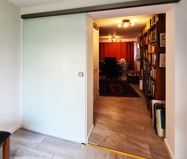 Glass basic sliding door - Up to 1000mm x 2300mm